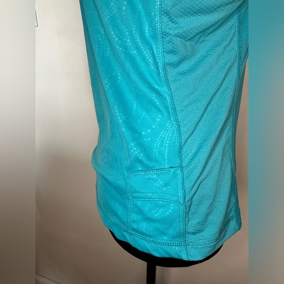 Tek Gear Teal Blue Shirt Women Size Small Athletic Work Out Shirt - Picture 4 of 7
